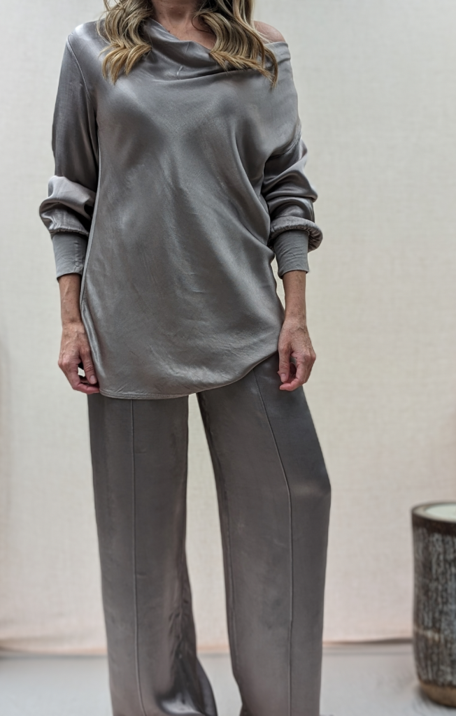 Liza Draped Collar top