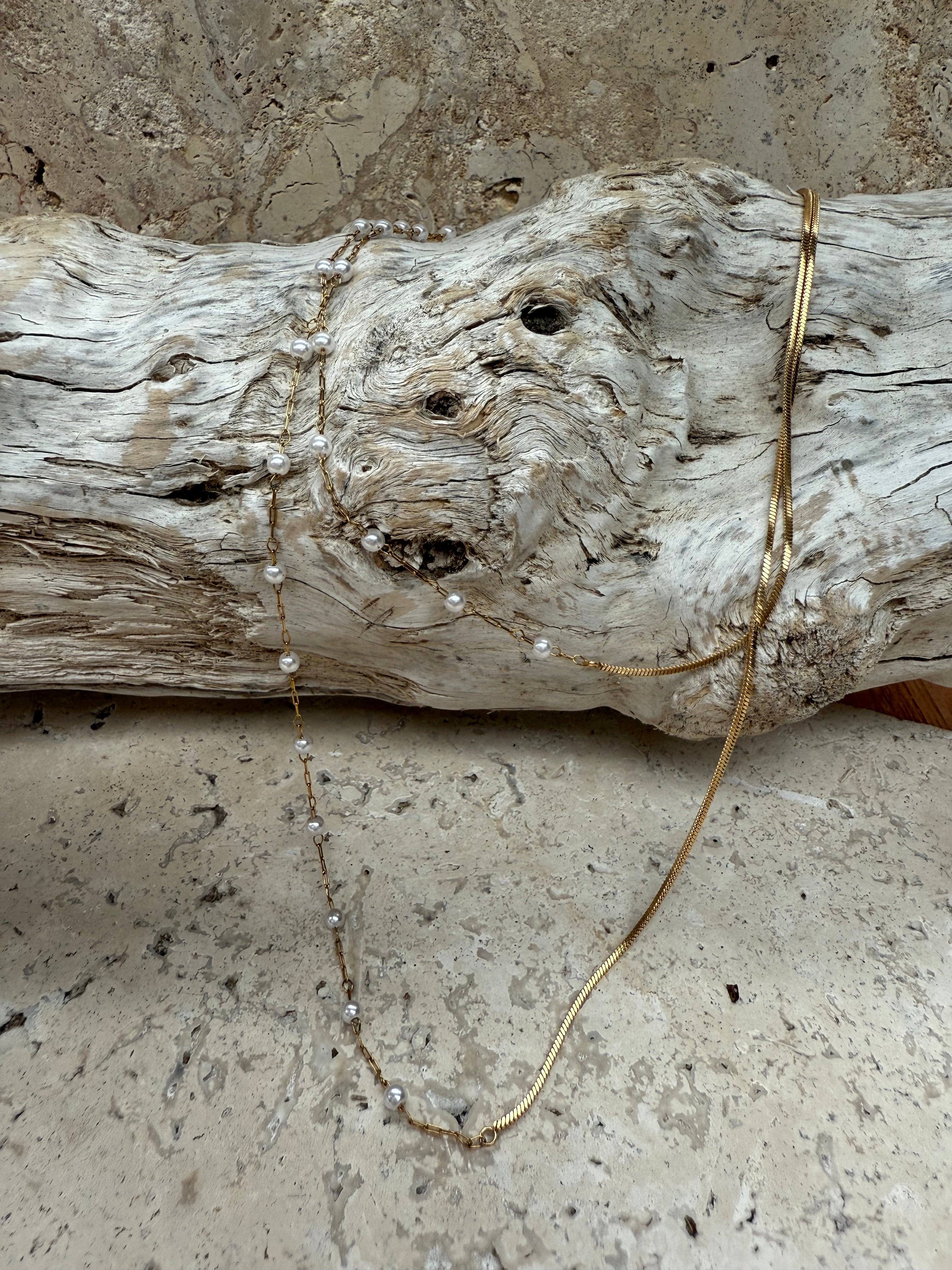 Gold & Pearl Necklace