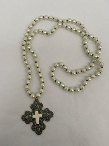 Jewellery - Necklace - Pearls and Cross