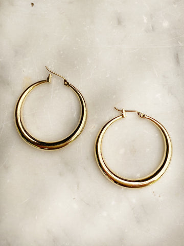 Jewellery - Earrings - Classic Hoops. Gold.