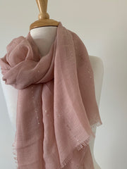 Scarf. Sequin Thread. Pale Pink detail